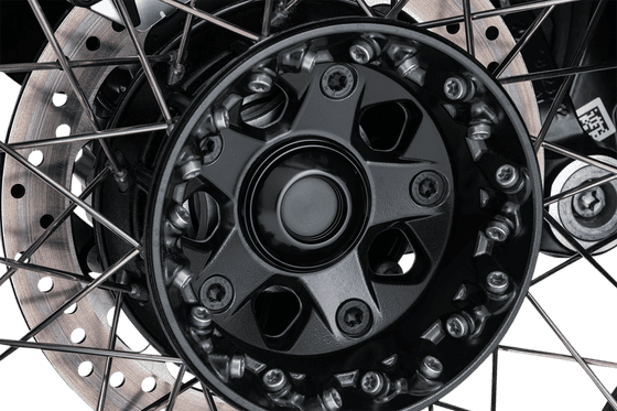 R NINET (2014 - 2022) sliders rear axle | KURYAKYN