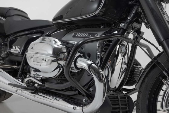 R 18 (2021 - 2022) black crash bar for bmw r18 | SW-MOTECH