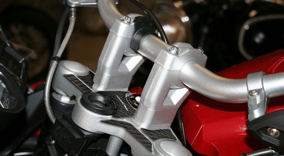 R 1200 R (2010 - 2012) yoke protector for r1200gs | ONEDESIGN